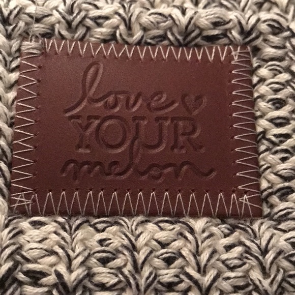 EUC Love Your Melon Beanie - Picture 3 of 6